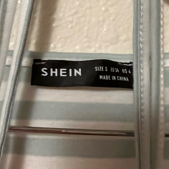 SHEIN Wrap Crop Top - Picture 5 of 5